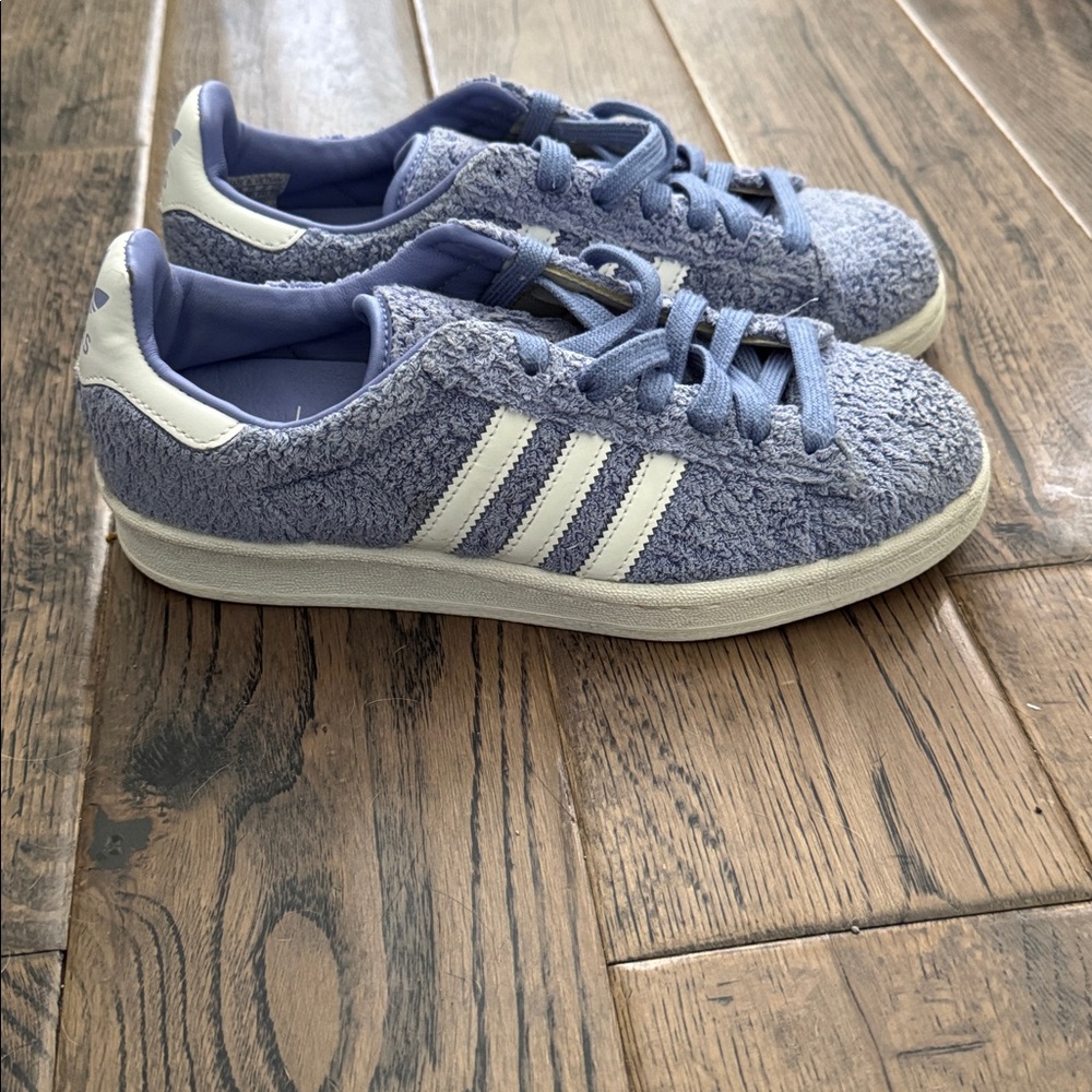 Adidas big kid size 6 south park towel glow in dark sneakers - Picture 2 of 10